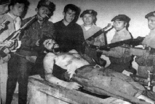 Η εκτέλεση του Ερνέστο Τσε Γκεβάρα